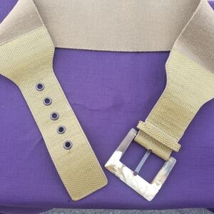 Womens Tan Belt with Tortoise Style Buckle